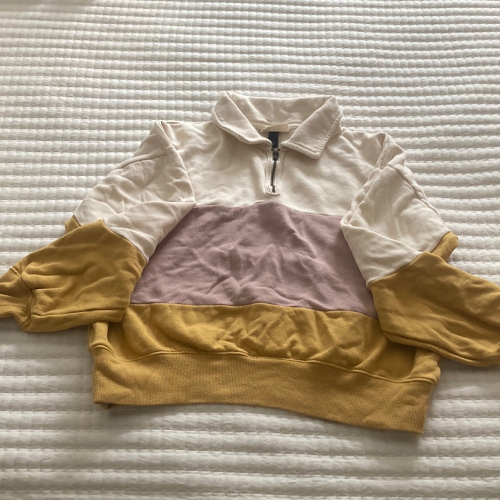 Universal Thread 70’s sweatshirt